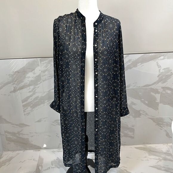 NWOT H & M Blue/Dark Green Sheer Shirt Robe with Front Buttons. Size 4 - Picture 1 of 8
